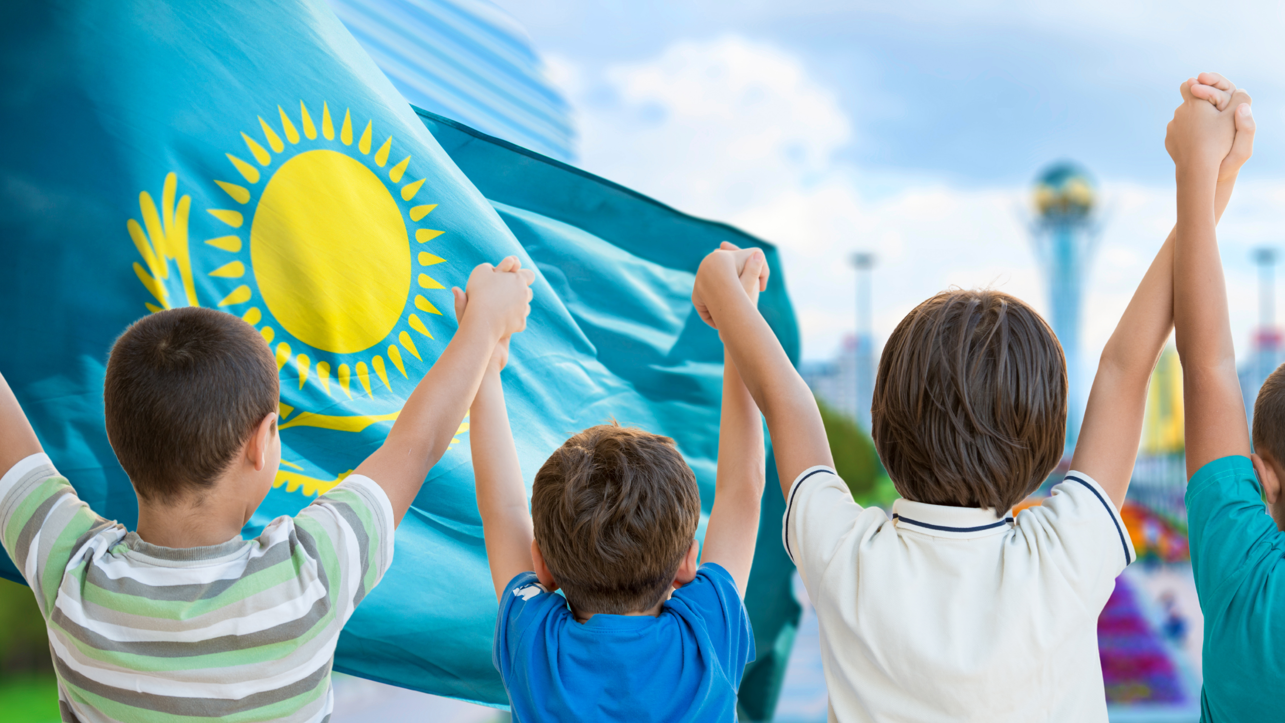 18 жасқа толмаған балалардың шотына 130,71 доллардан аударылды