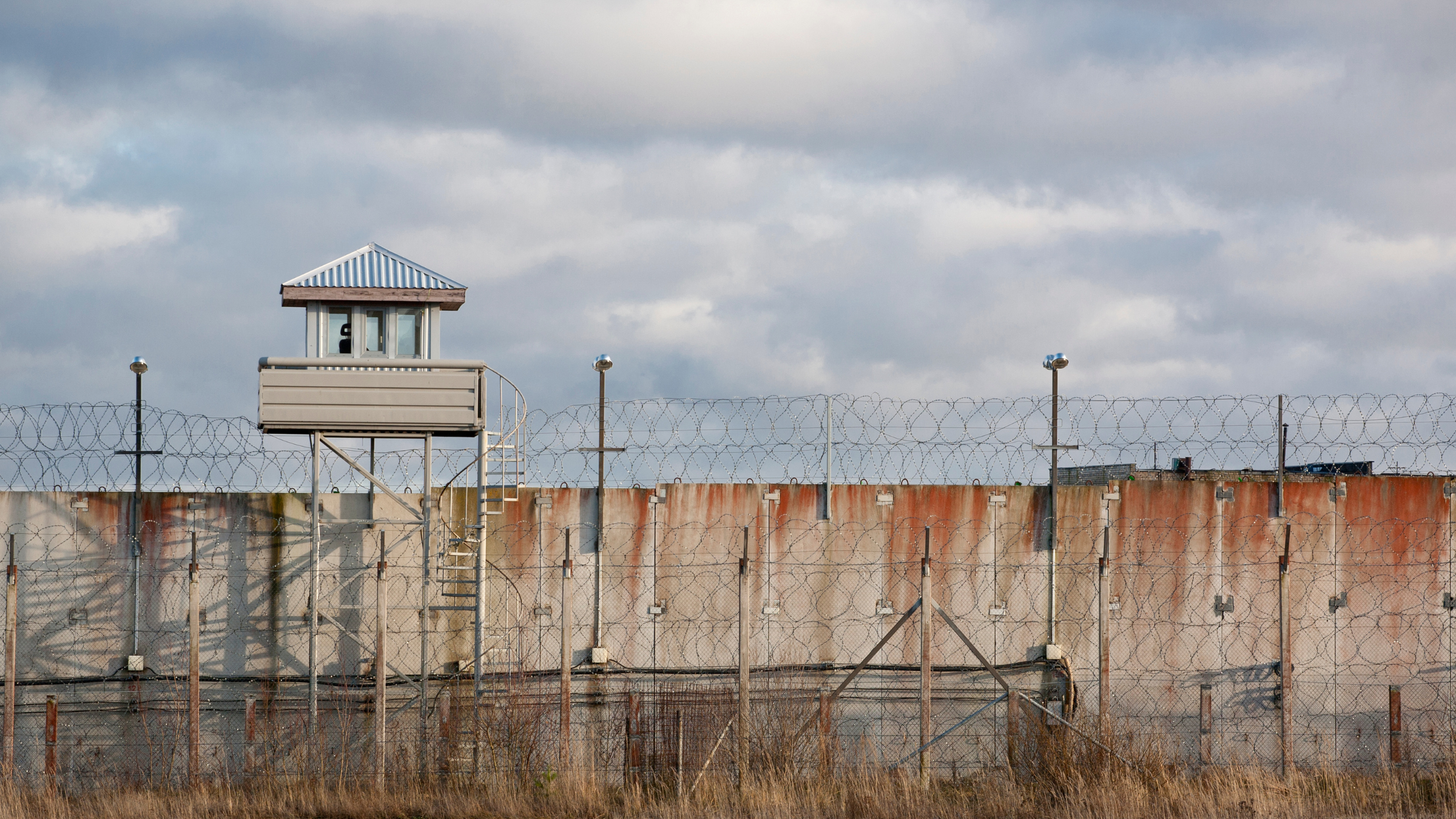 2 мыңнан астам адам бостандыққа шықты