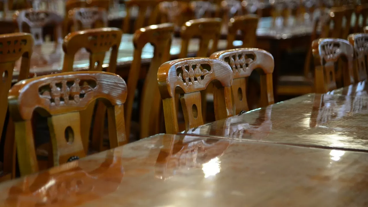 Как бюджетные деньги из школьных столовых вливаются в отходы 