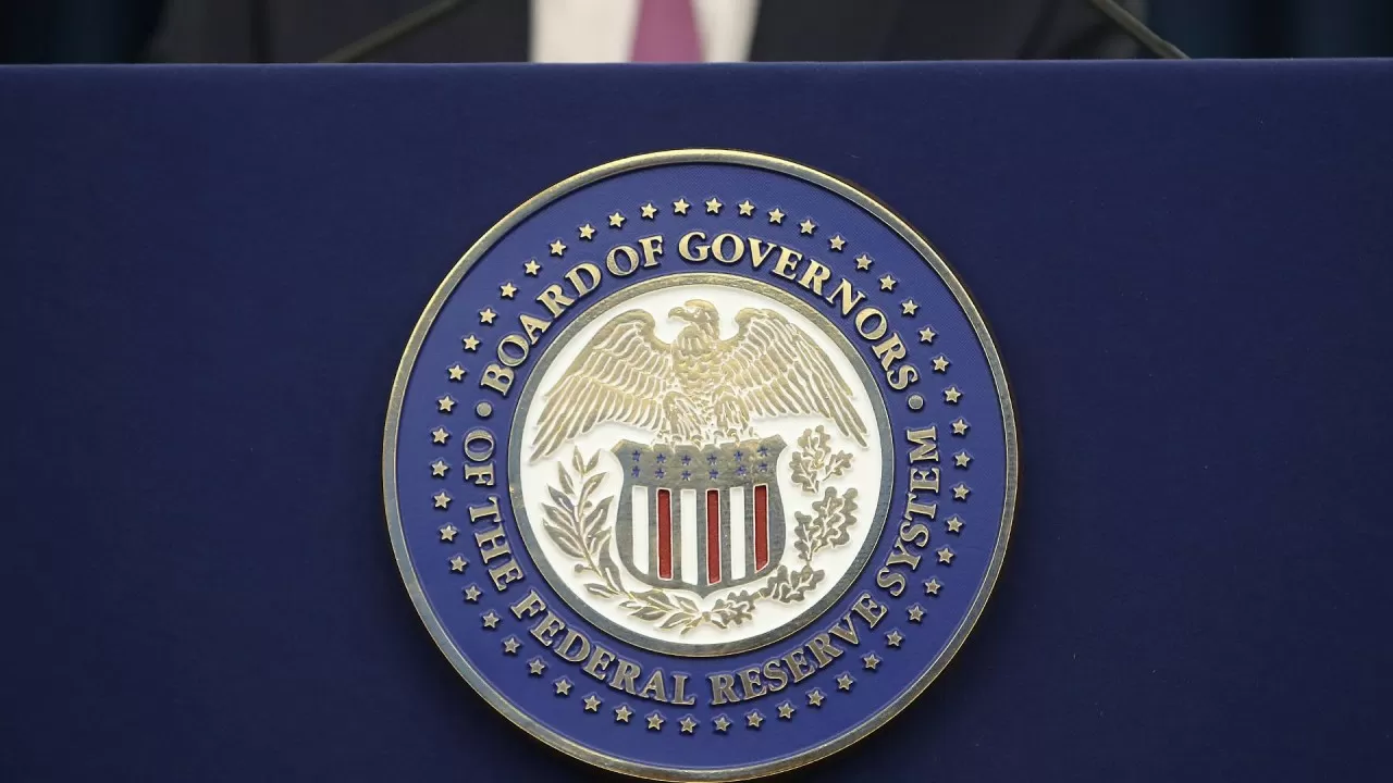 В США начали расследование против главы ФРС  