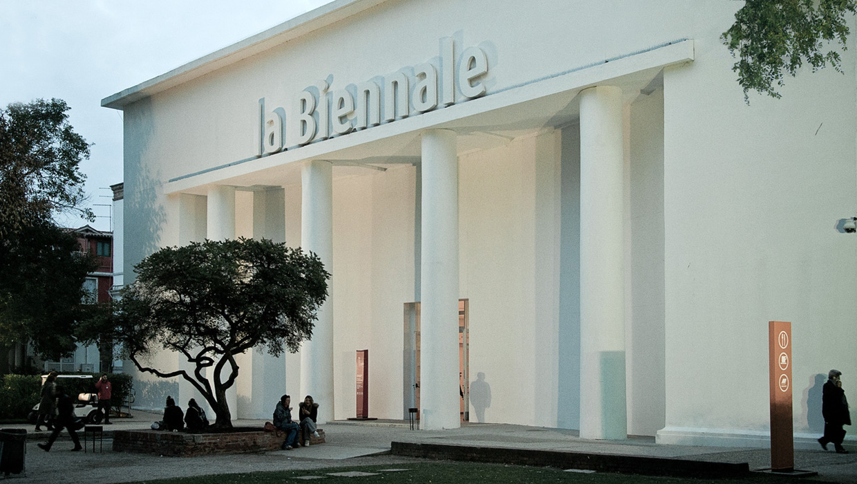 61-ші Венеция биенналесінде Қазақстанды "Қоңыр: архив үні" жобасы таныстырады