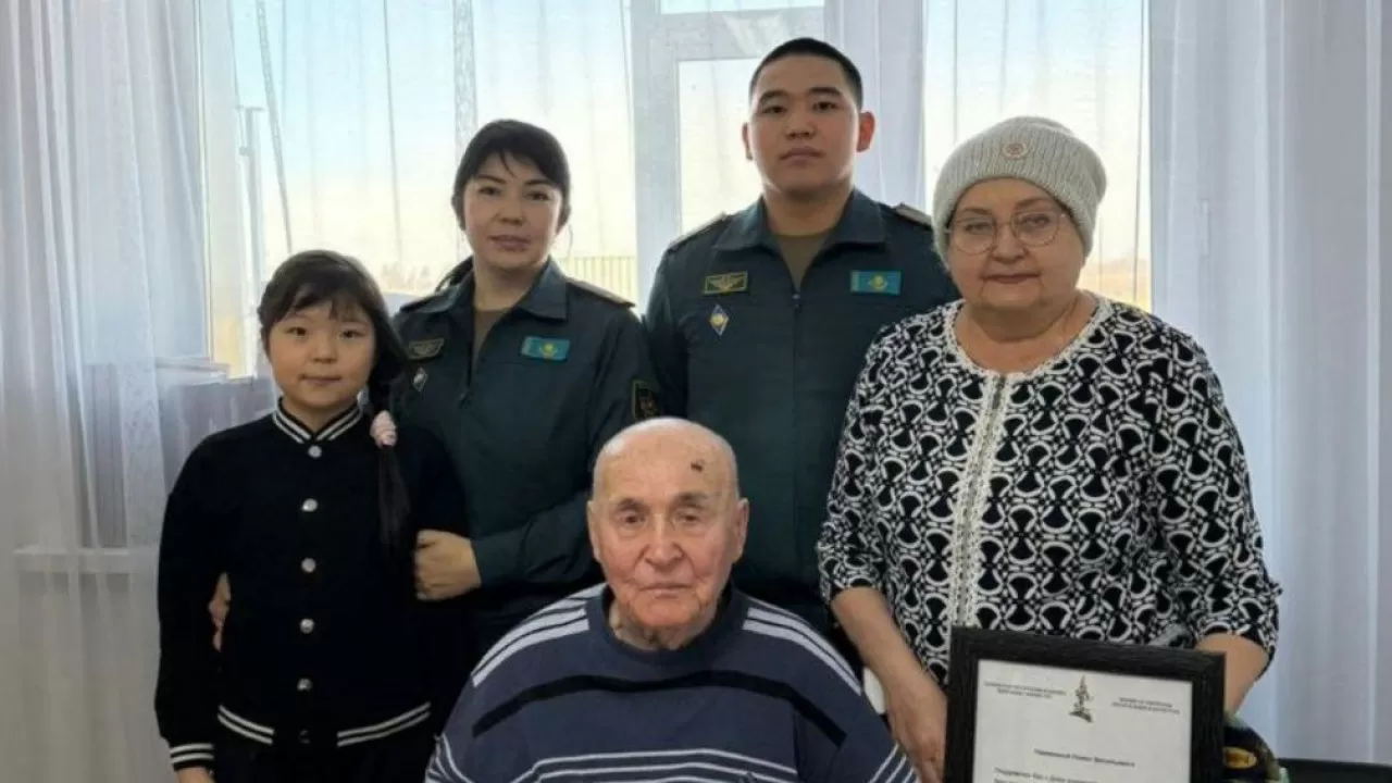 Қостанайда Ұлы Отан соғысының ардагері Павел Даценко 101 жасқа толды 