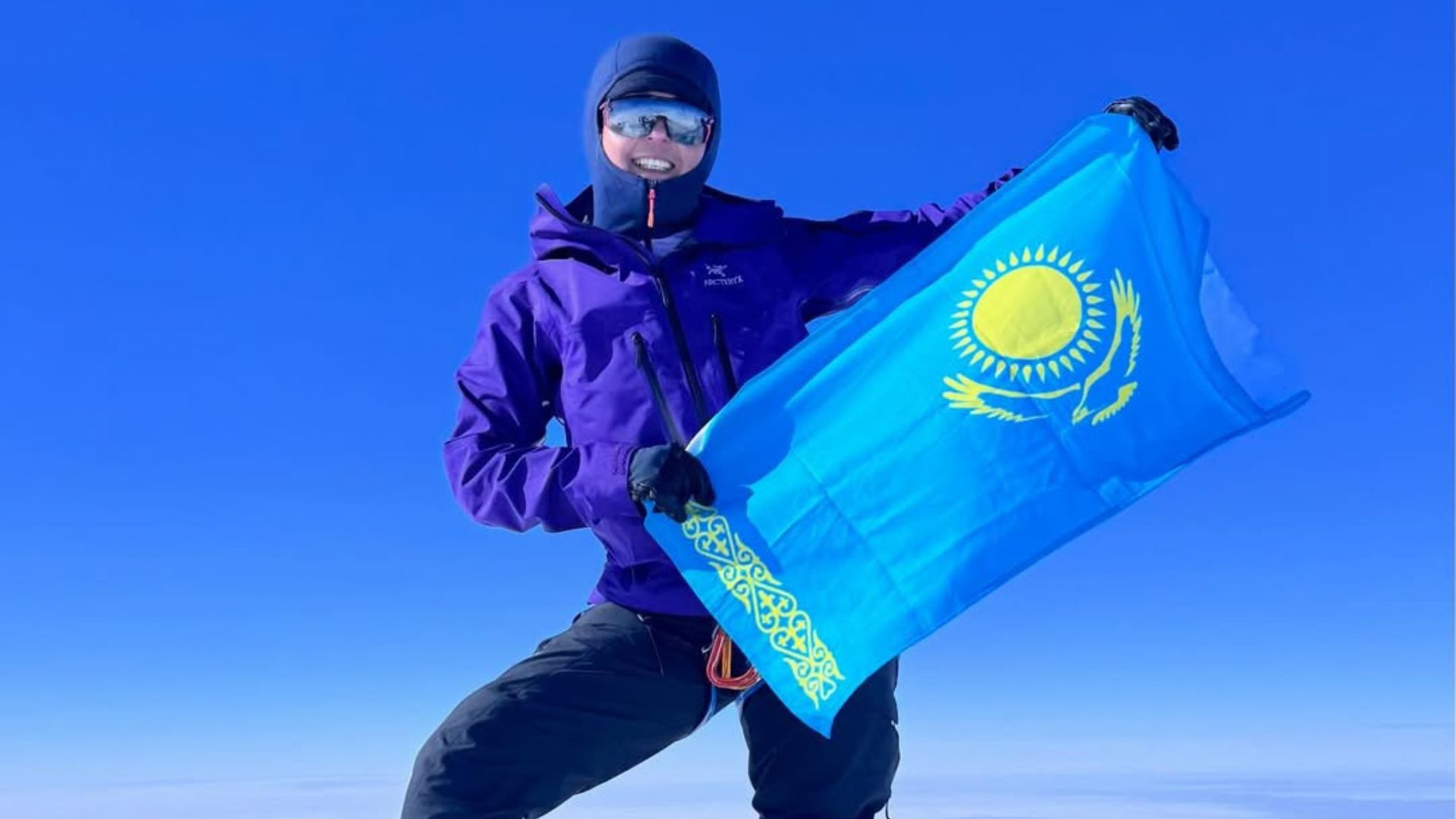 Қазақстандық Анар Бурашева әлемдегі ең биік 7 шыңды бағындырған алғашқы әйел атанды