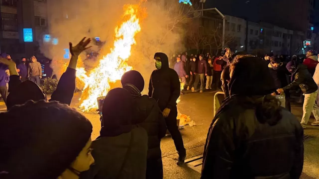 Маск открыл Ирану доступ к интернету 