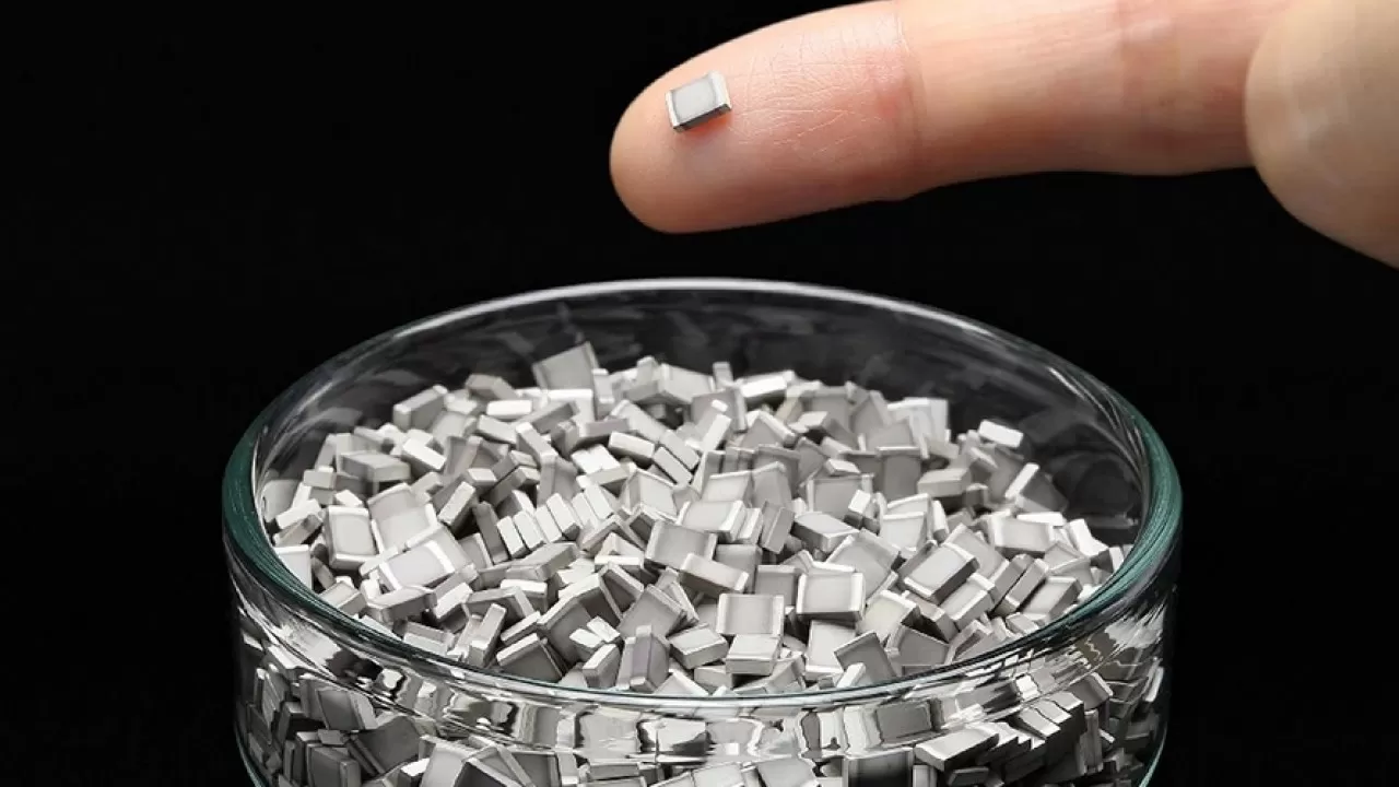 Почему Казахстан сидит на литии и ничего не делает 