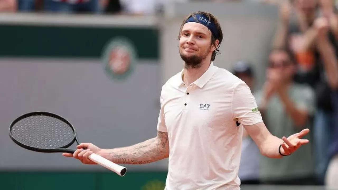 Александр Бублик  "Үлкен дулыға" турниріндегі өнерін аяқтады