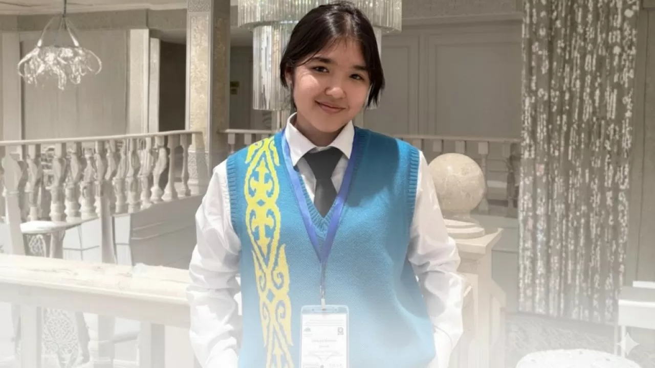 Феноменальная память: школьница из Казахстана освоила 10 иностранных языков