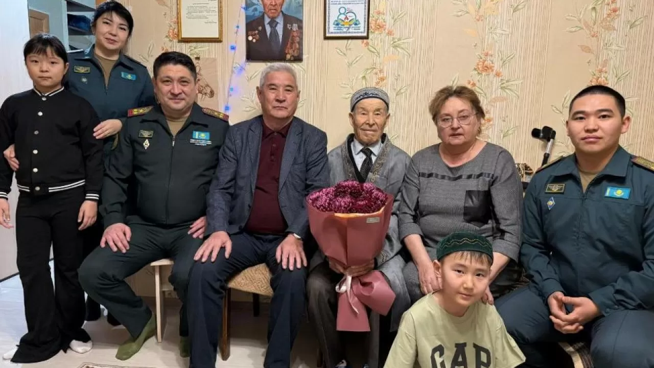 Қостанайда соғыс ардагері 100 жасқа толды