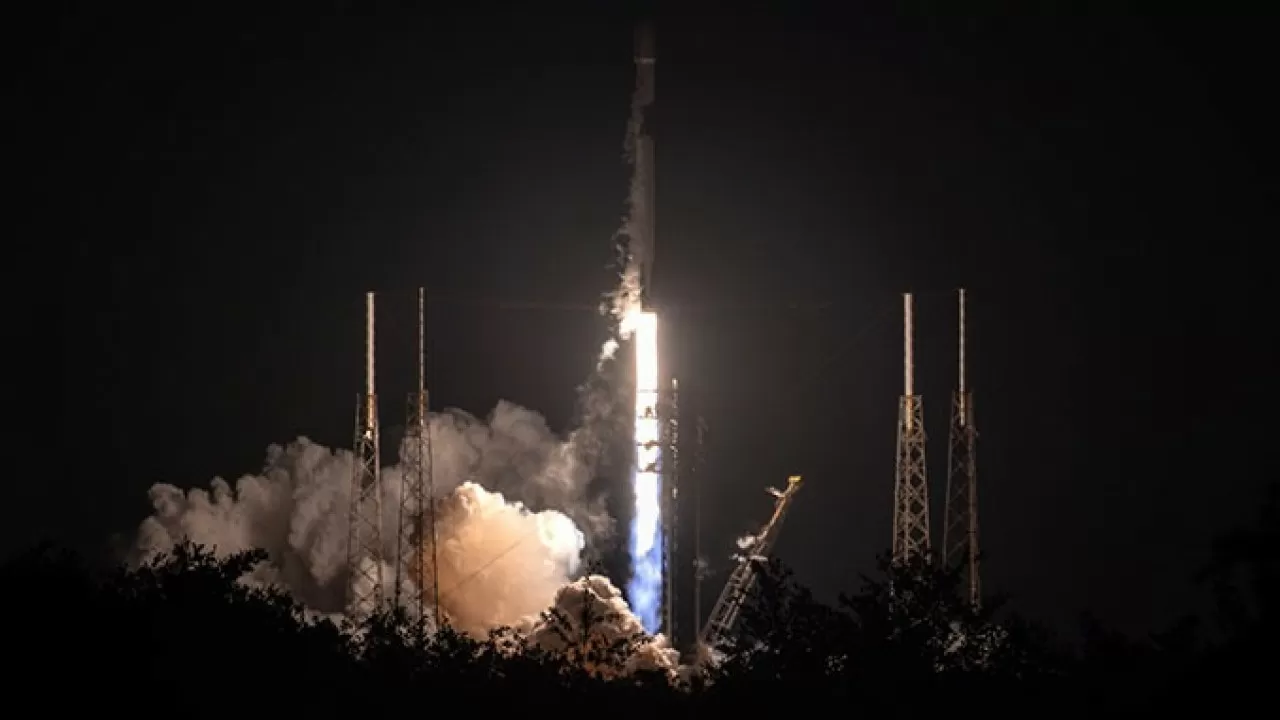 Орбитальный старт 2026 года: SpaceX вывела в космос первую партию спутников Starlink