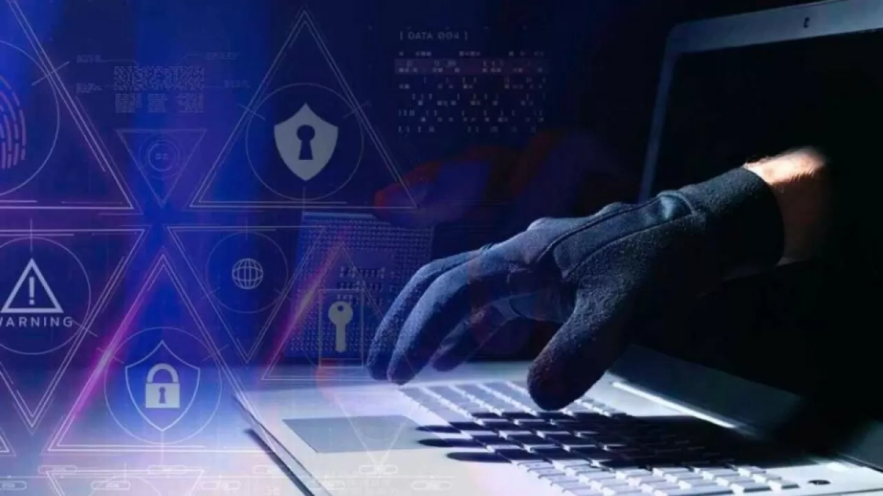 Прокуратура интернет-алаяқтар ұрлаған 850 мың теңгені иесіне қайтарды