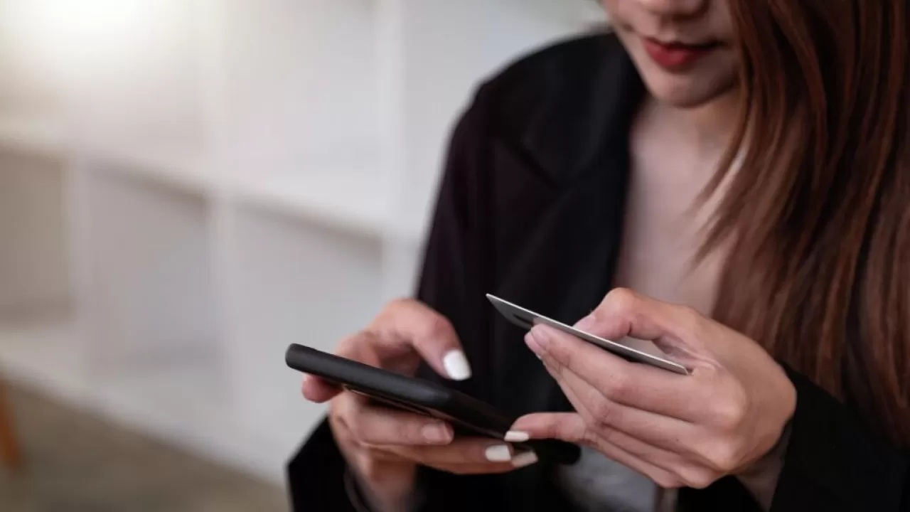 Названы самые популярные фразы мошенников