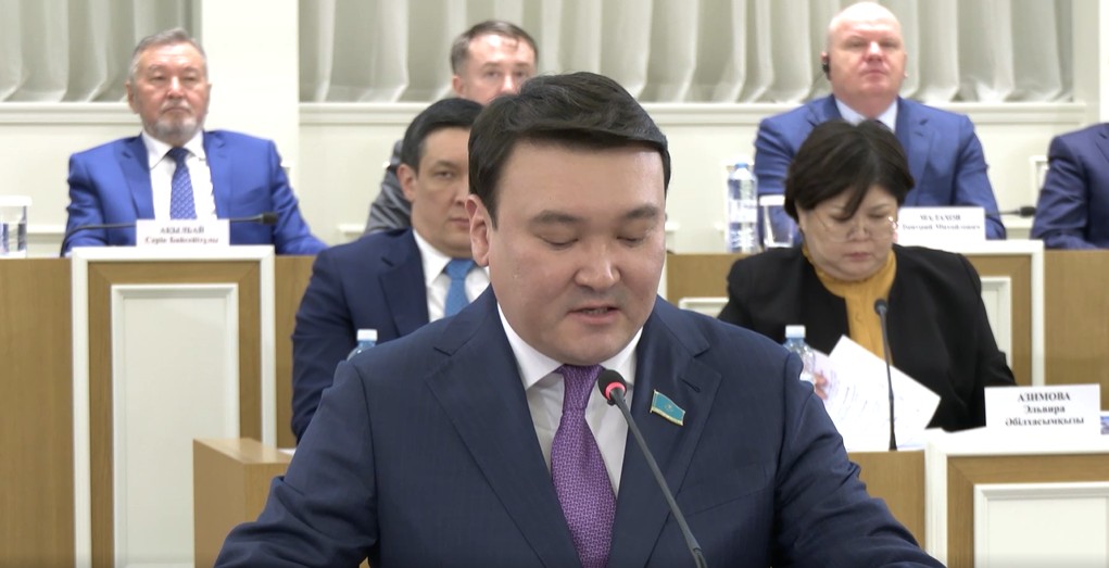 Халық Кеңесі арқылы қоғамның кең топтарын саяси өмірге тарту мүмкіндігі туады