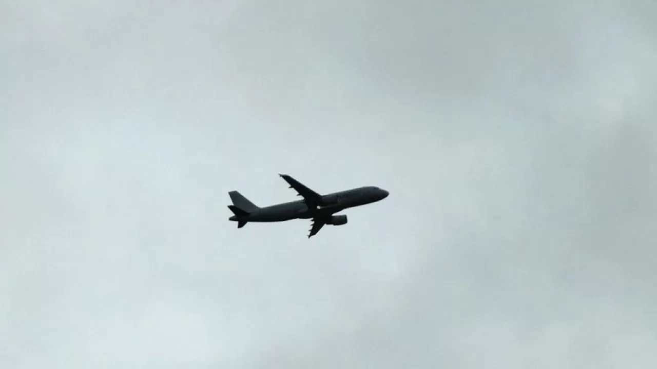 Иран АҚШ-тың ықтимал шабуылы аясында өз әуе кеңістігін жапты