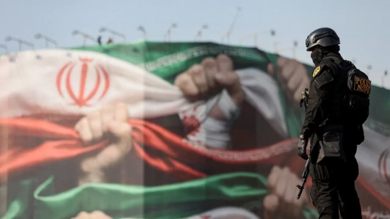 В ходе протестов в Иране погибли около 2 тыс. человек &ndash; СМИ 