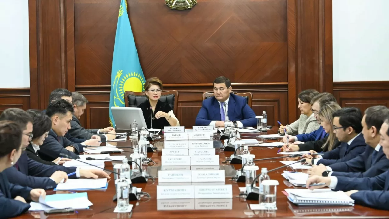 "Үкіметтің қаржысы &ndash; халықтың ақшасы": Балаева Қызылорда облысында әлеуметтік сала бойынша кеңес өткізді