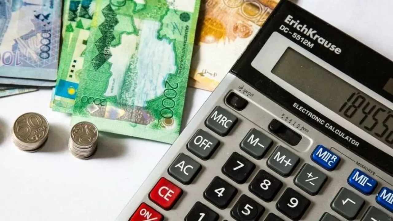 Прокурорлар мүгедектігі бар азаматтардан заңсыз ұсталған 12,8 млн теңге салықты қайтарды