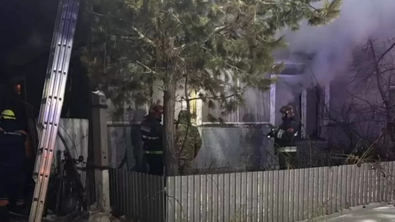 "Үйде жалғыз қалдырған": СҚО-да қаза тапқан қыздың анасы қамауға алынды