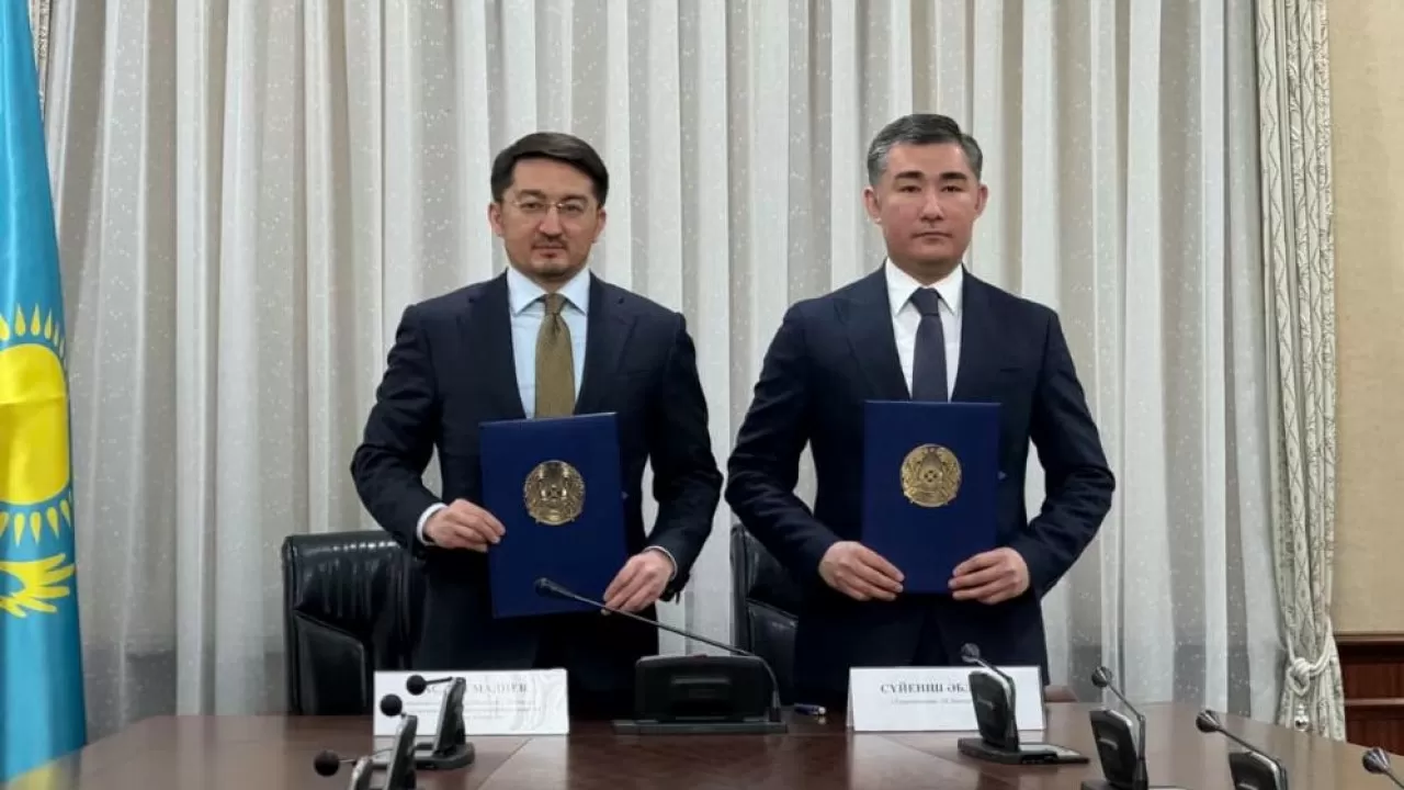 "Белые пятна" на трассах Казахстана устранят: что это значит 