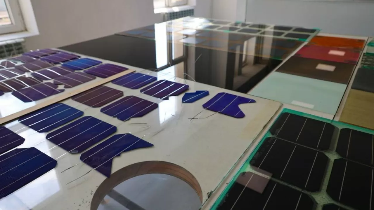 Казахстанские ученые создают эффективные солнечные панели 
