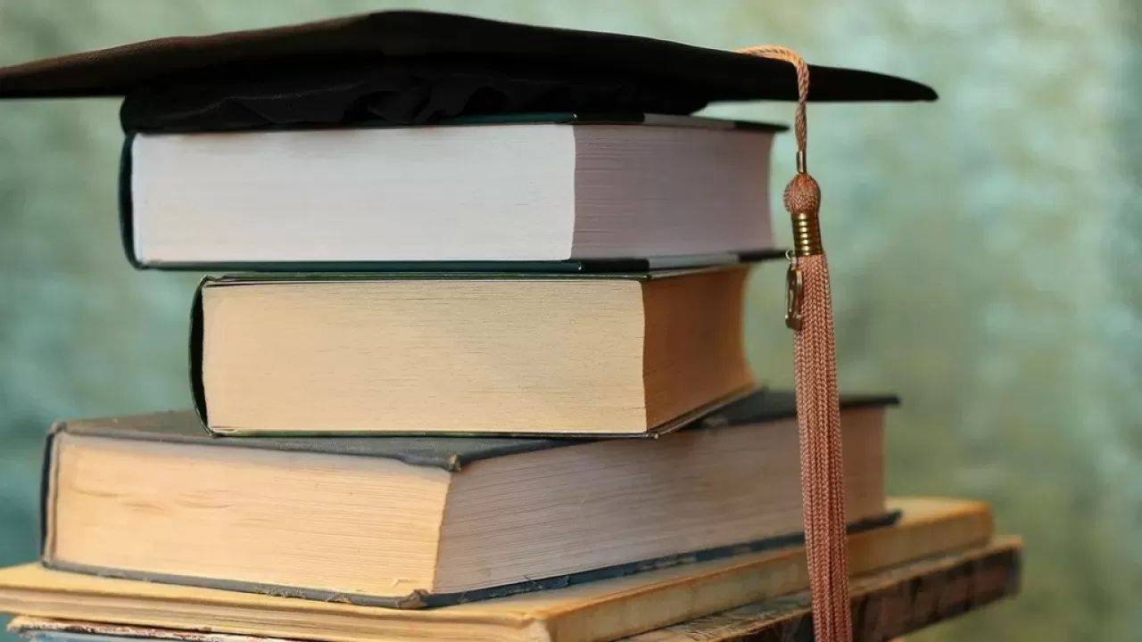 Гранты в Назарбаев Университет: заявки принимает Нацбанк 