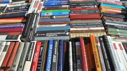 Русский язык исключили из школ и госСМИ Латвии 