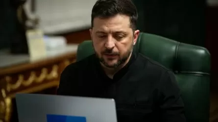 Зеленский анонсировал переговоры США, Украины и России