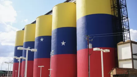 АҚШ Венесуэла мұнайының алғашқы партиясын 500 млн долларға сатты