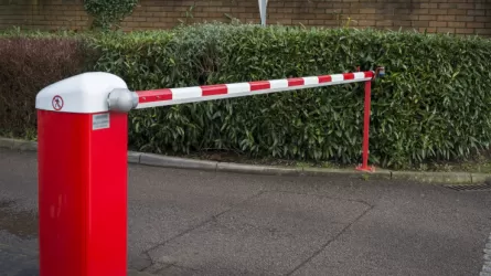 Суд Астаны подтвердил законность демонтажа незаконного шлагбаума