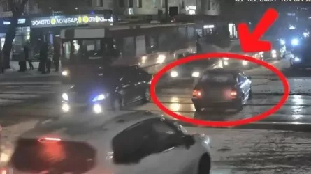 Өскеменде бейтаныс адамның көлігін рұқсатсыз жүргізген құқық бұзушы ұсталды