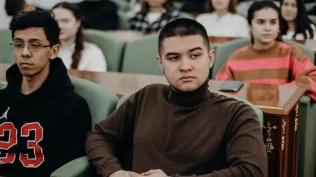 Иранда қанша қазақстандық студент білім алып жүр?