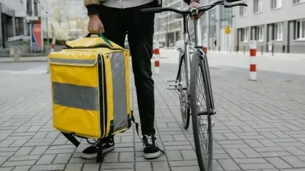 Новая мошенническая схема делает курьеров соучастниками преступления 