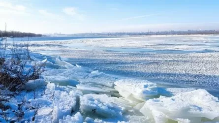 Тасқыннан қауіптенген Ресей Жайық өзеніне су жіберу көлемін арттырды