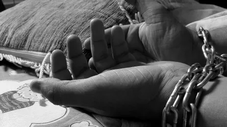 Сотни дел о торговле людьми: что происходит в Казахстане 