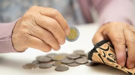 Қазақстандықтарға 4 трлн 225 млрд теңге сомасына зейнетақы төленді