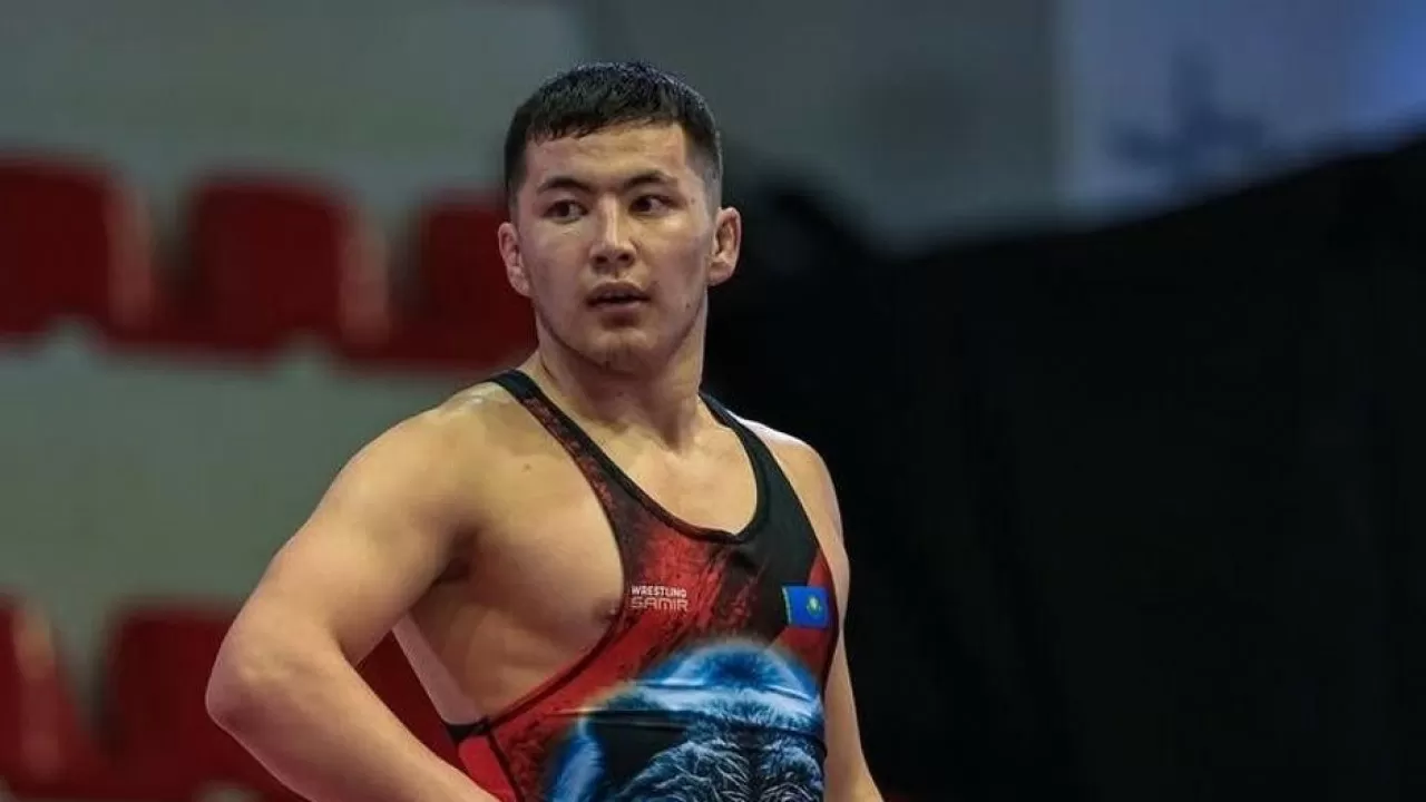 Казахстанский борец победил в финале турнира в Турции