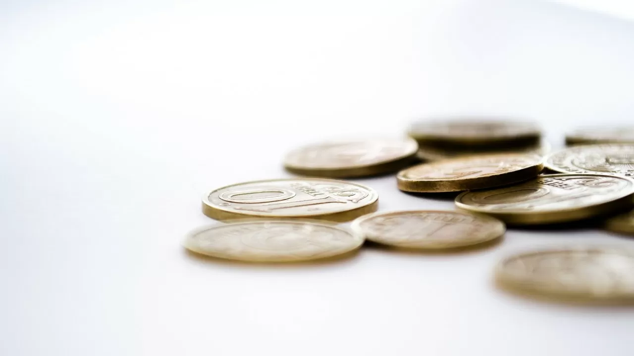 Небольшой рост тенге отметили на торгах KASE 