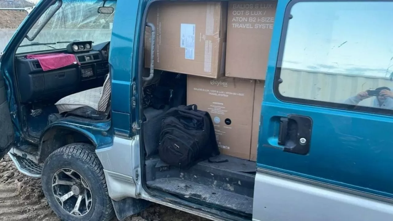 212 млн теңгенің затын жүк пойызынан ұрлағандар сотталды