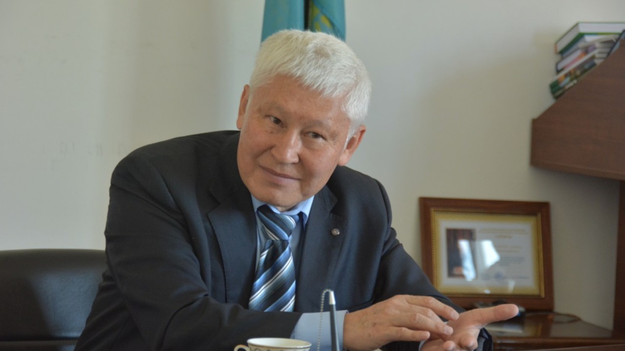 Асқар Жұмаділдаев  