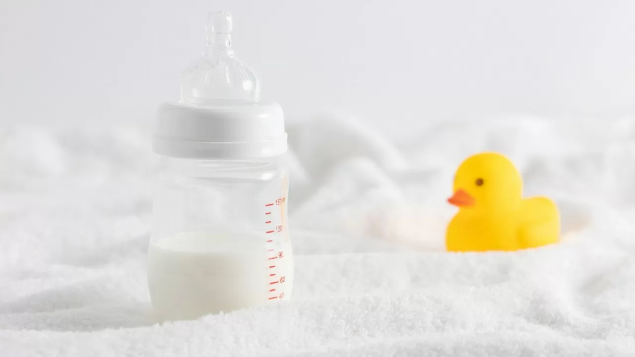 В Таджикистане срочно изымают детские смеси из-за токсина