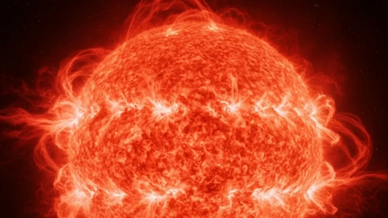 Солнце в красной зоне: 20 мощных вспышек нанесут удар по здоровью метеопатов