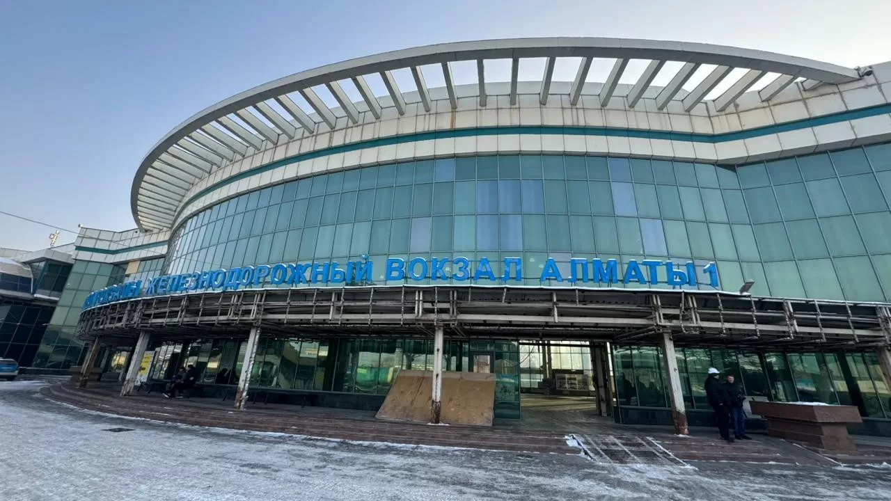 "Алматы-1" вокзалындағы жаңғырту жұмыстары көңіл көншітпейді 