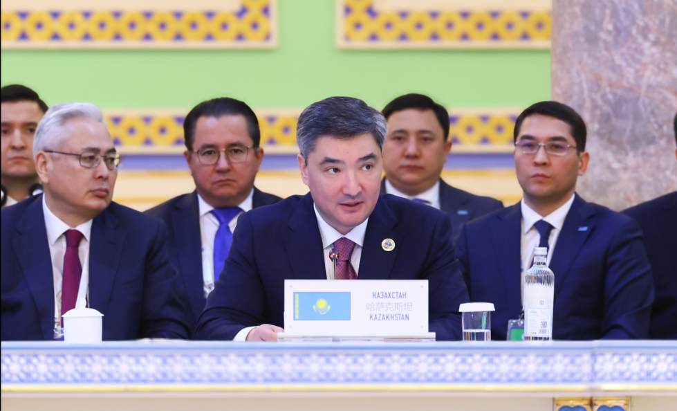 Казахстан предложил создать сеть центров ИИ под эгидой ШОС 