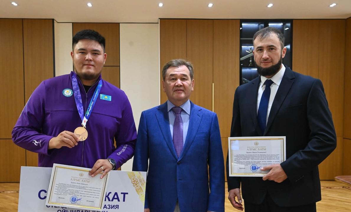 Азия ойындарының жүлдегеріне 1 млн теңге табысталды