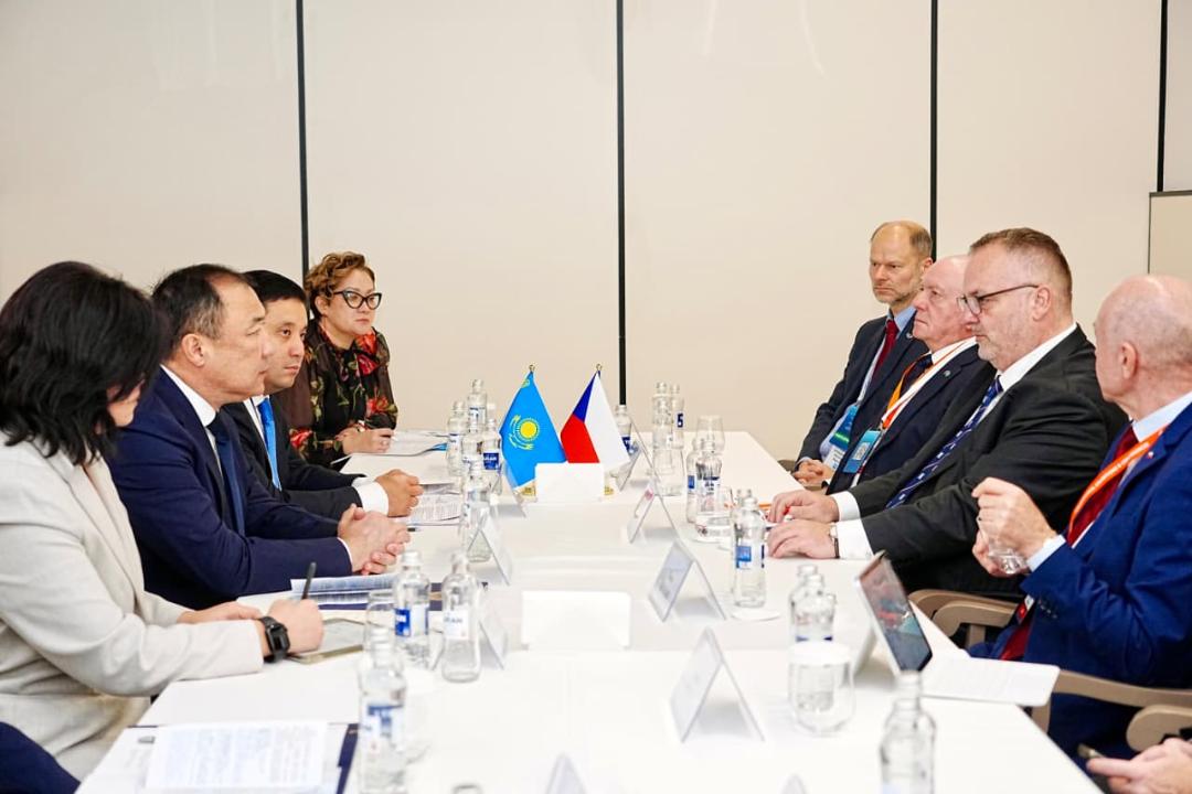 Қазақстан мен Чехия көлік саласындағы ынтымақтастықты дамытуға келісті
