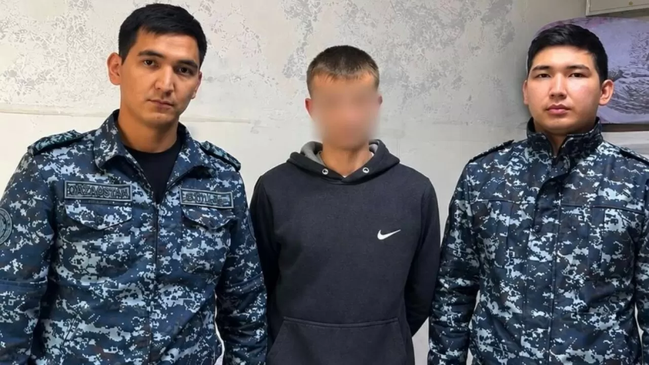 Запрещенный сюрприз во флаконе: в жамбылской колонии сорвали доставку осужденному