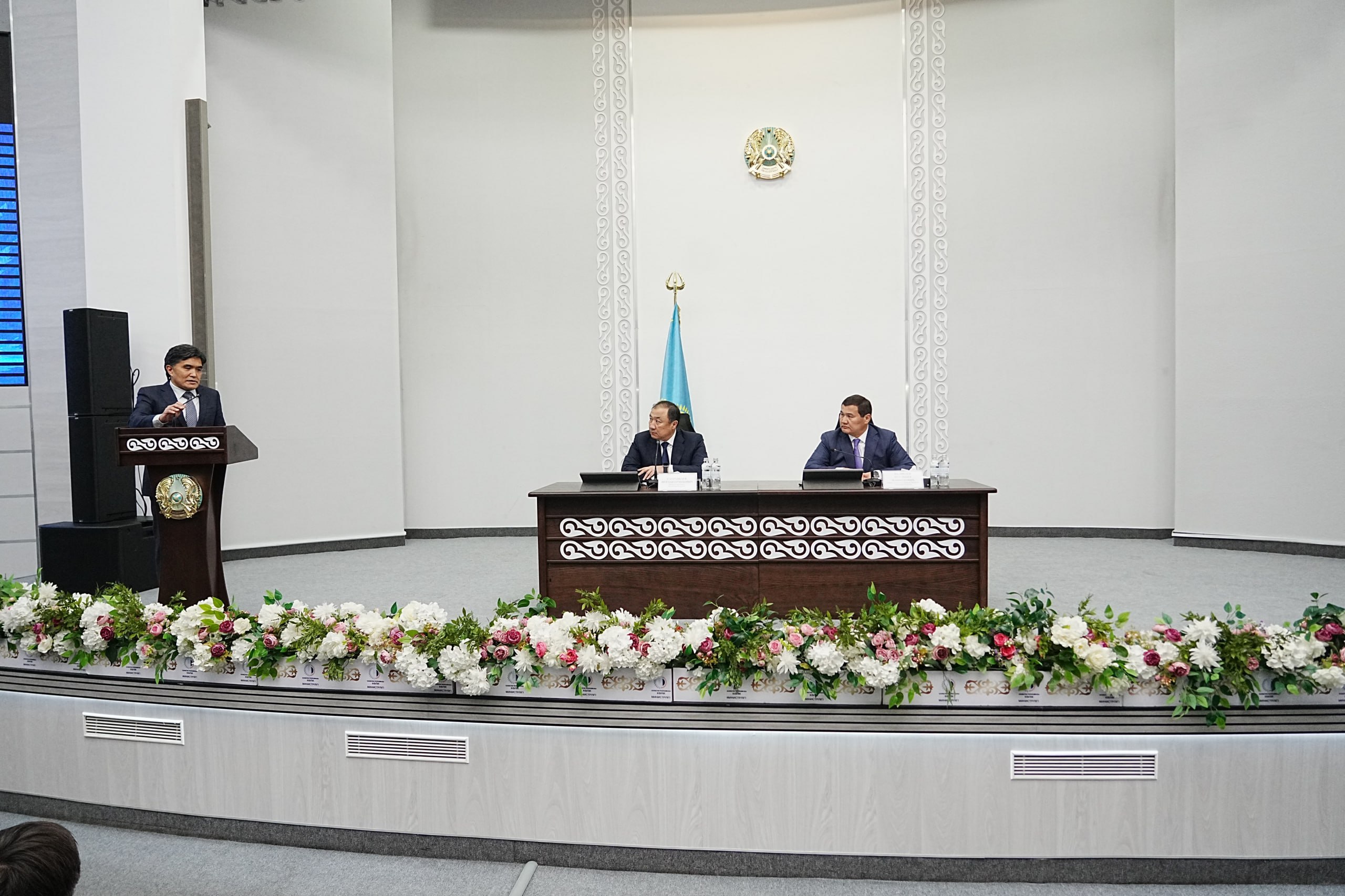 Еліміздегі жергілікті жолдардың сапасын жақсарту шаралары қаралды