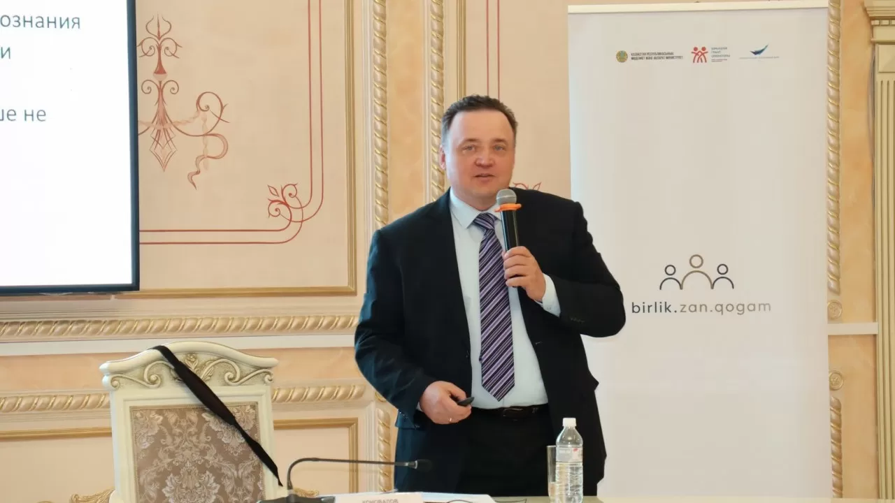Время иностранных "костылей закончилось" &ndash; политолог жестко ответил на заявление КМБПЧ 