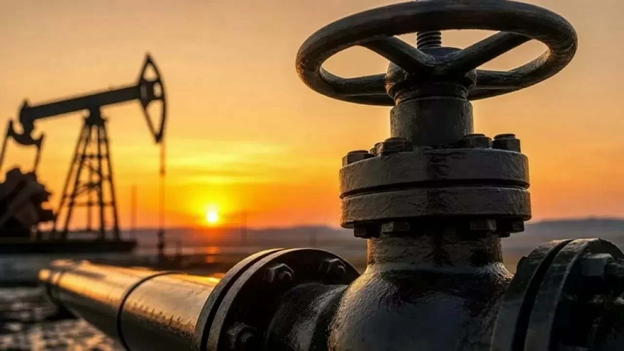 Поставки из России охладили нефтяной рынок 