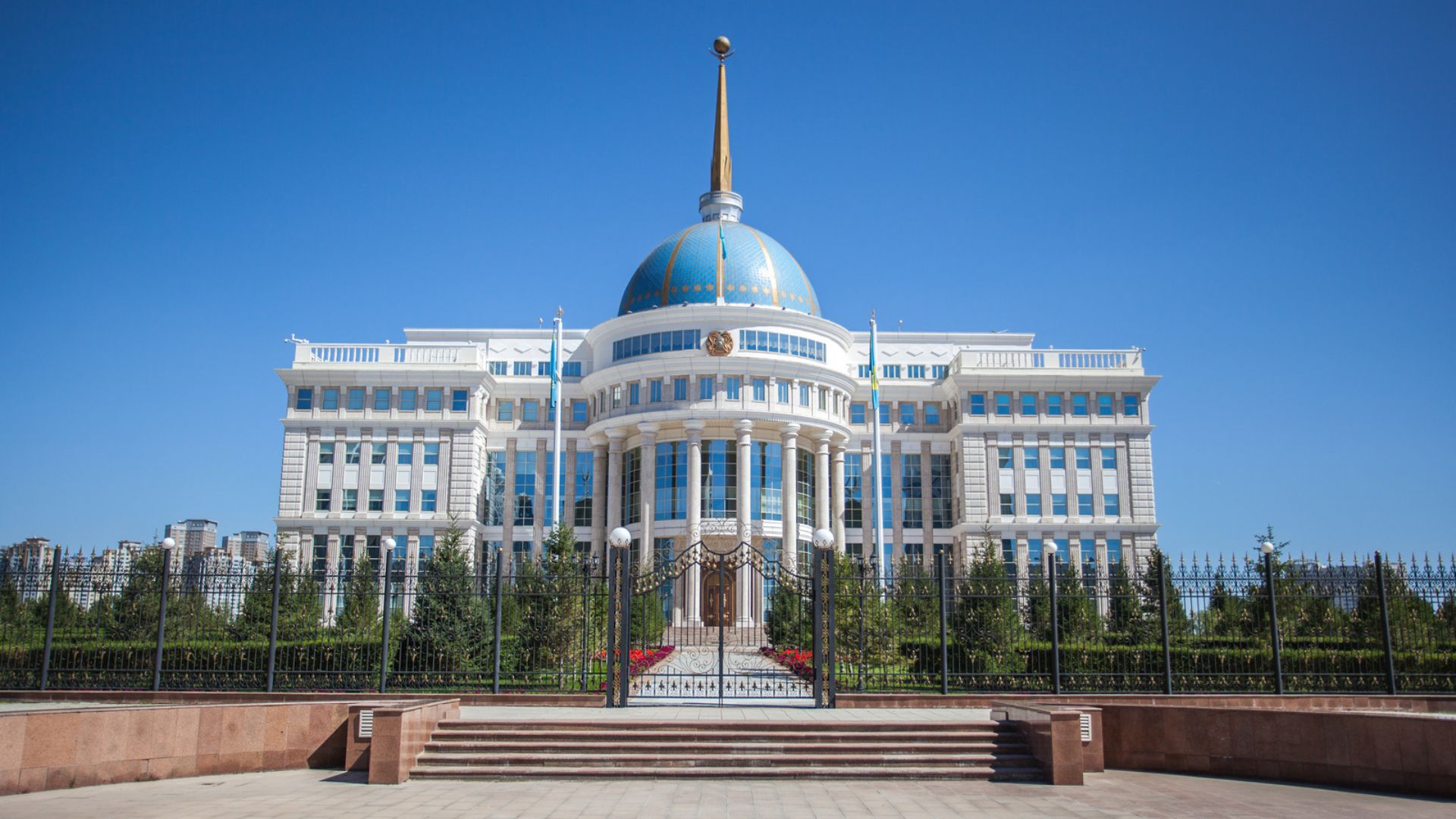 Токаев направил телеграмму соболезнования премьер-министру Пакистана