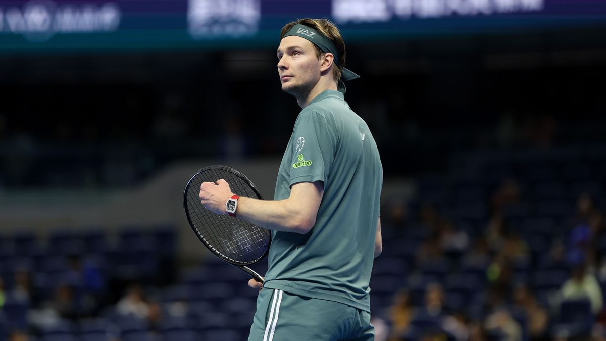 Александр Бублик Шанхайдағы ATP 1000 турнирінің үшінші айналымына шықты